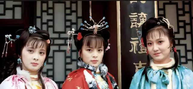 郑晓龙新版《红楼梦》进入拍摄攻坚期：实景大观园封顶、研修营结业，流量与经典的拉锯持续升温：相关图片